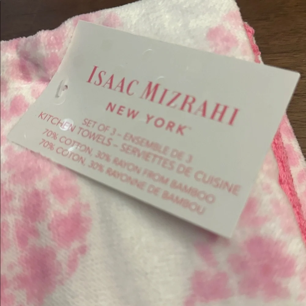 Isaac Mizrahi New York set of 3 Valentine’s heart pink kitchen towels